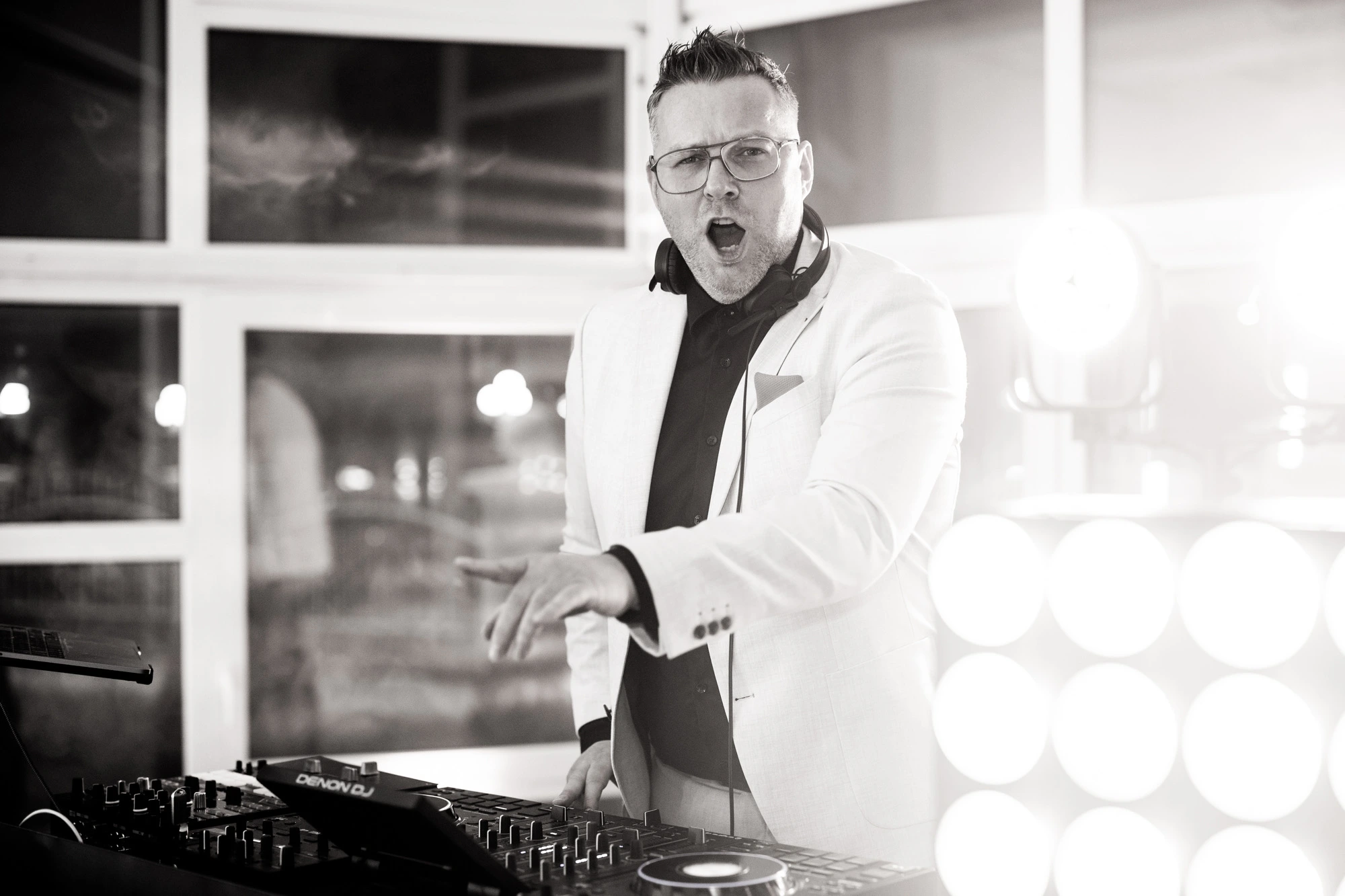 DJ Głośny podczas wesela i eventu