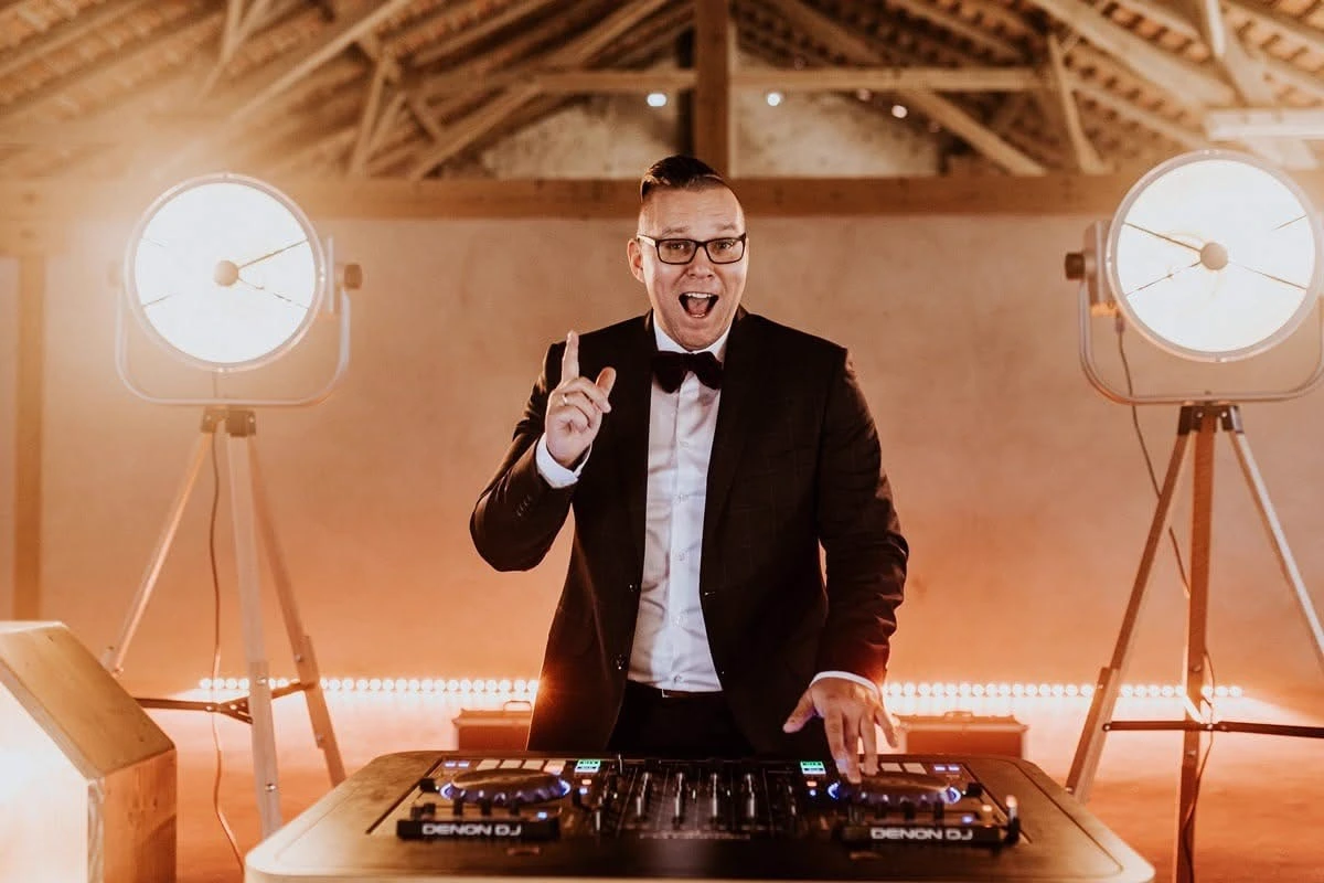 DJ Głośny podczas wesela i eventu